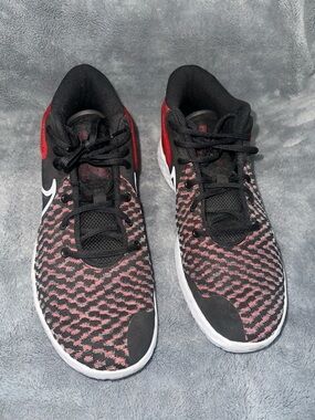 NIKE KD TREY 5 VIII Kevin Durant Black-White-University RED